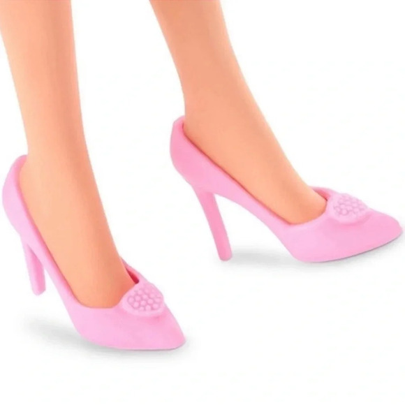 NWB Barbie The Movie Collectible Doll, Margot Robbie in Pink Gingham Dress - Picture 8 of 9